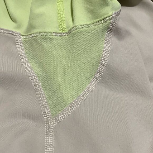 LULULEMON RUN WARM UP CREW NECK WITH BACK ZIPPER - Picture 10 of 13